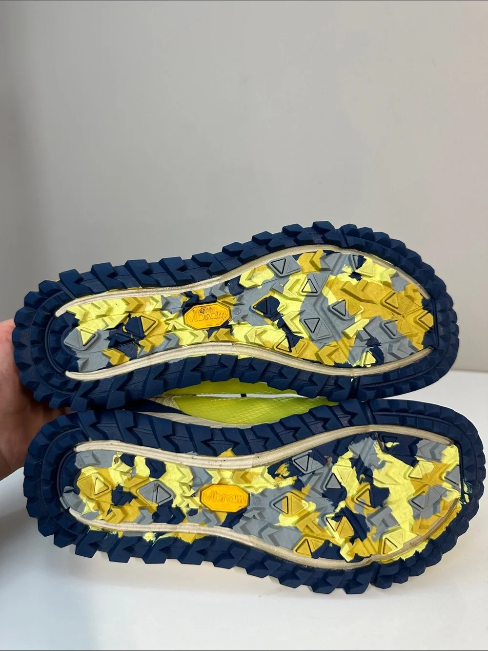 Merrell Antora 2 Yellow Running Shoes Size 10 J067196 Athletic Hiking